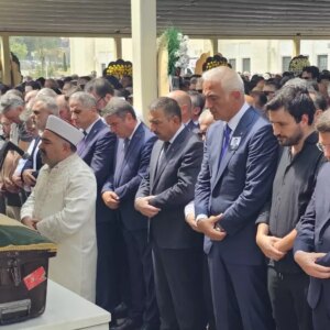 eski ak parti il baskani zeki tosun hayatini kaybetti GBVKjlbK