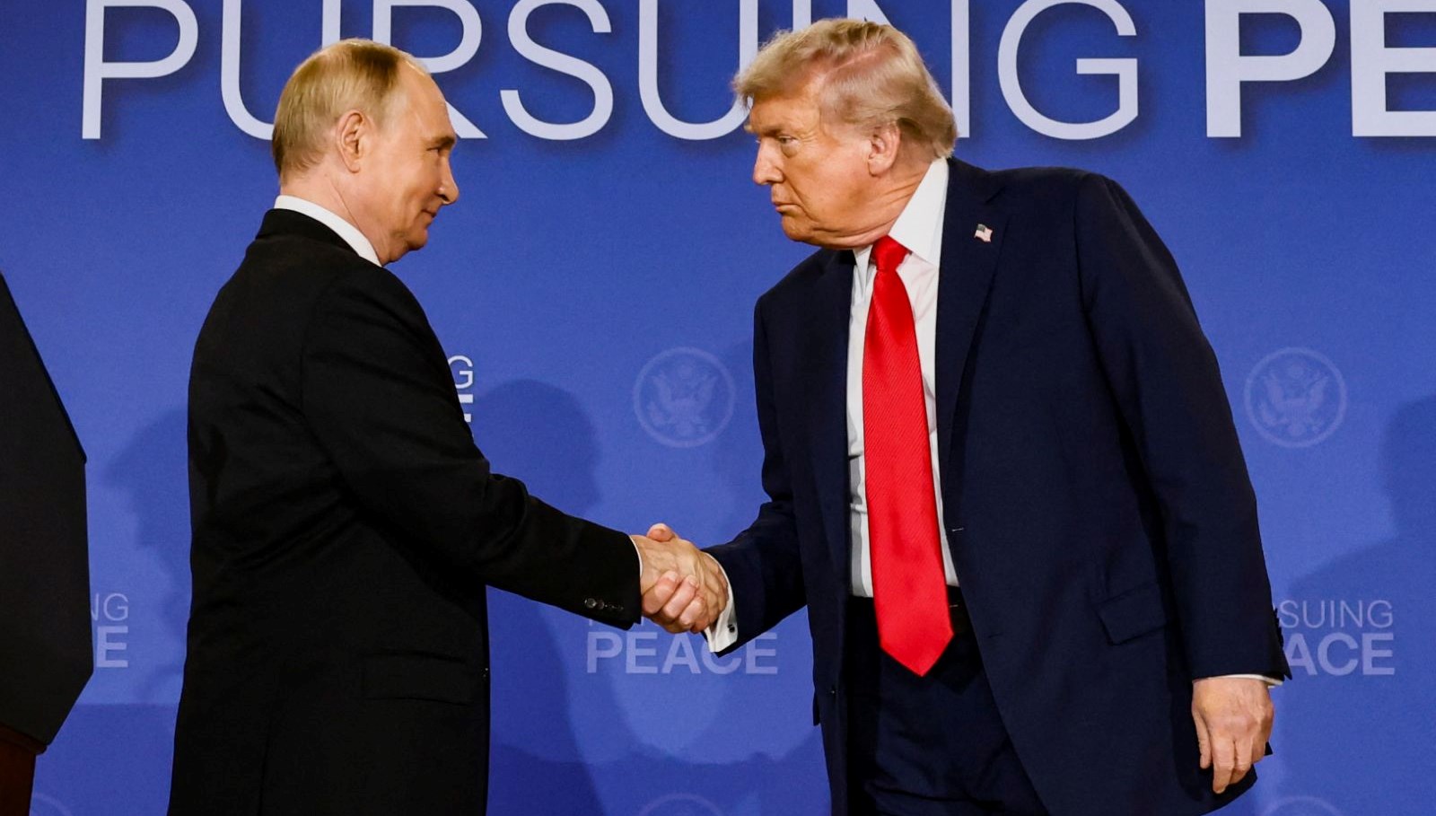 Ukrayna basını, Alaska zirvesini manşetlerine taşıdı