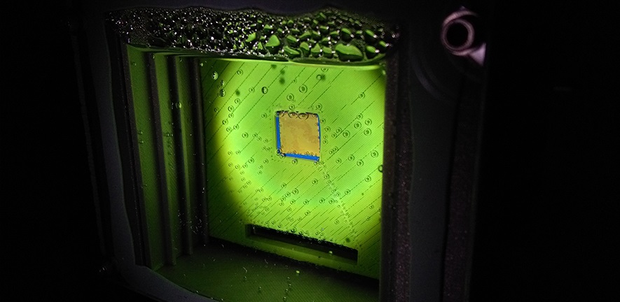 Güneşle çalışan yapay yaprak, karbondioksitten temiz kimyasallar üretiyor