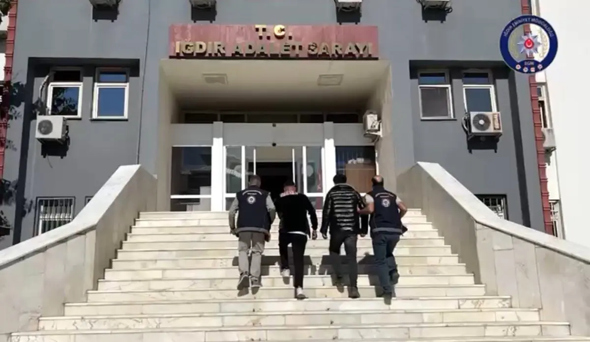 Iğdır’da Düzensiz Göçmen Operasyonu: 10 Afgan Yakalandı