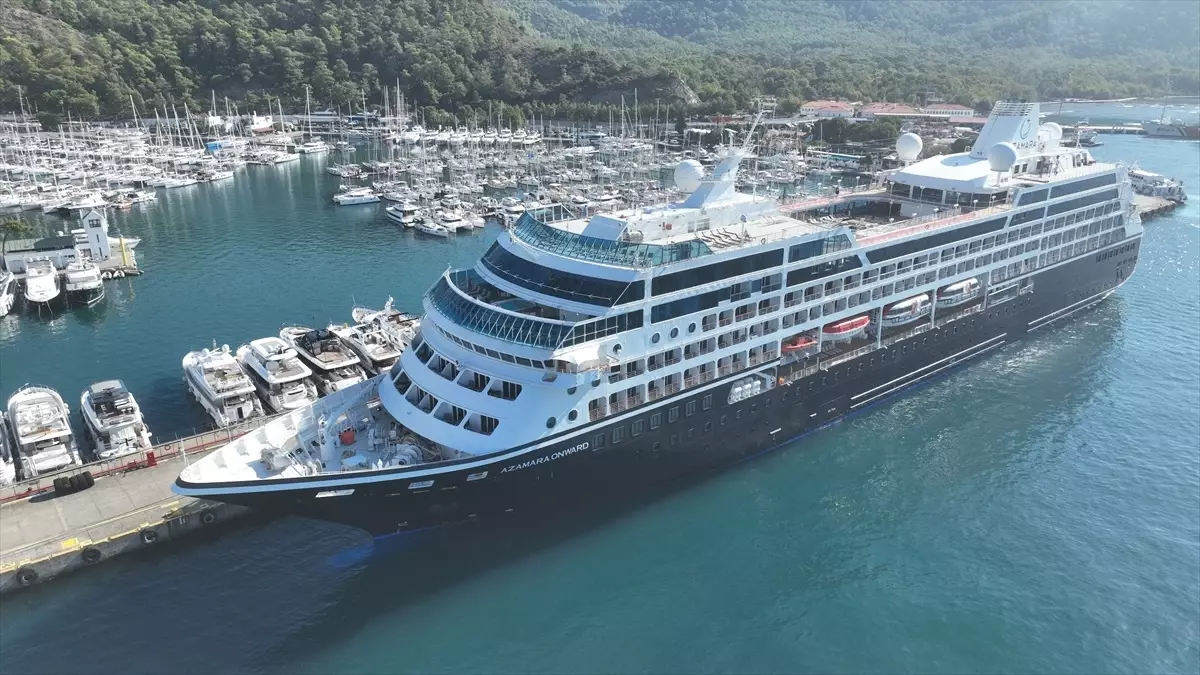 Marmaris’e Kruvaziyer Ziyareti