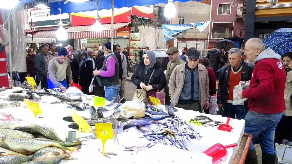 Samsun’da Balık Fiyatları Düştü