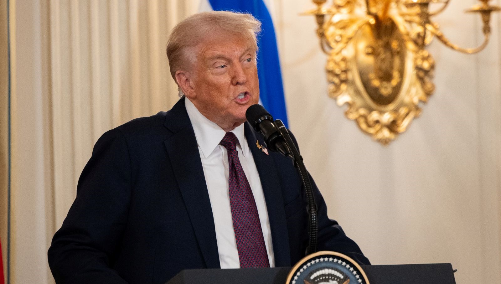 Trump’dan ithal kamyonlara gümrük vergisi: 1 Kasım’da başlıyor