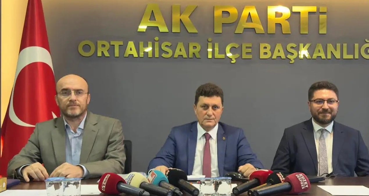 AKP’den gazetecilere dayatma: Sorular dağıtıldı