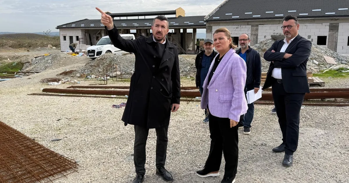 Koaceli İzmit’te Dost Pati Yaşam Alanı çalışmaları hızla sürüyor