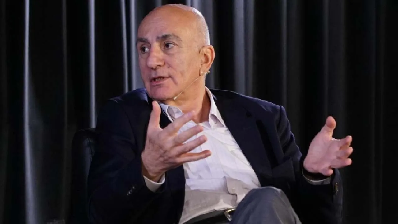 Mahfi Eğilmez: Küresel üçkağıtçılık