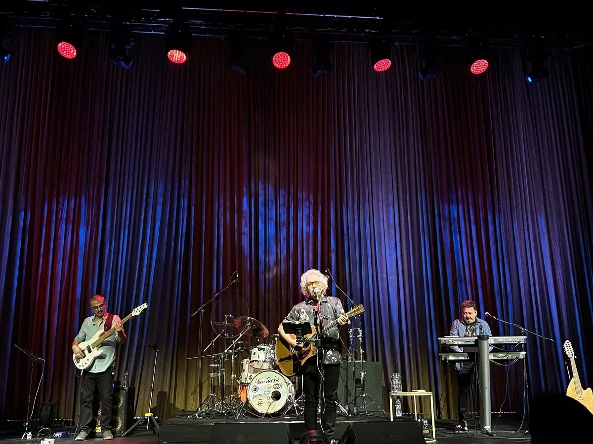 Yeni Türkü, İstanbul’da Coşku Yarattı