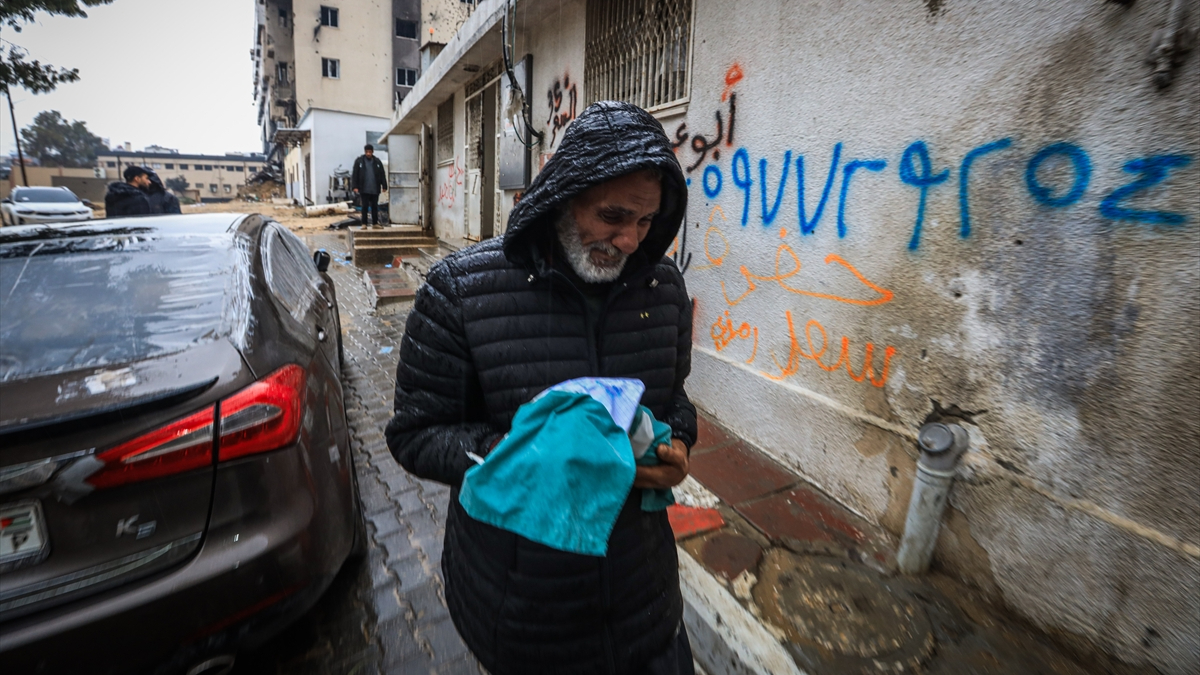 Gazze’de bir bebek daha soğuktan hayatını kaybetti