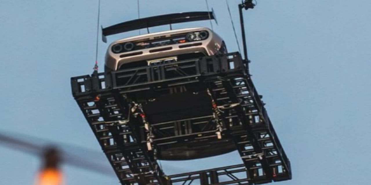 Helikopterle getirildi! Müzayedede satılan en pahalı araba ne Bugatti ne de Ferrari’ydi