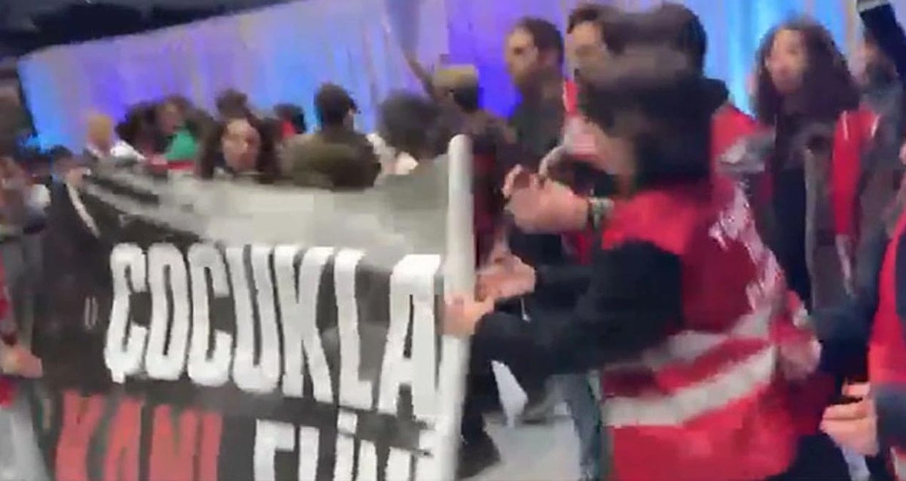 Milli Eğitim Bakanı Tekin’i protesto eden 17 TİP’li öğrenci gözaltına alındı