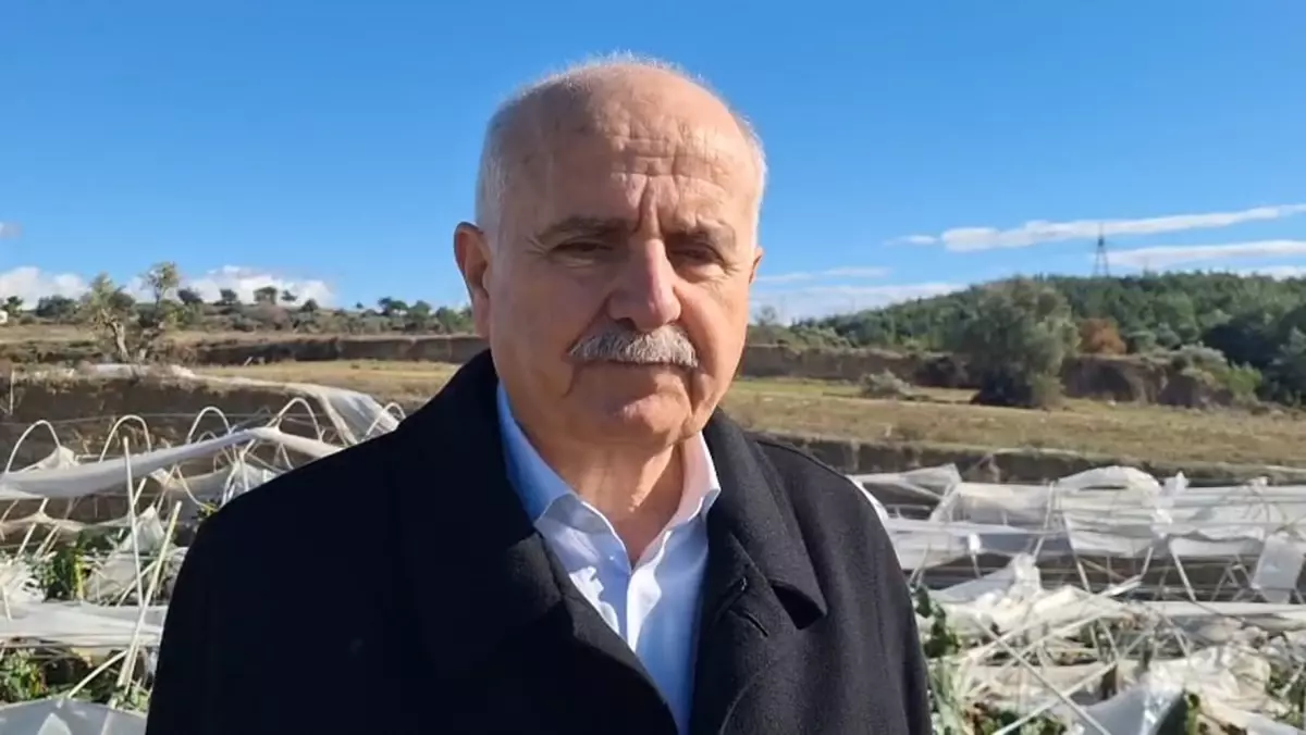 Manavgat’ta Hortum Hasarı