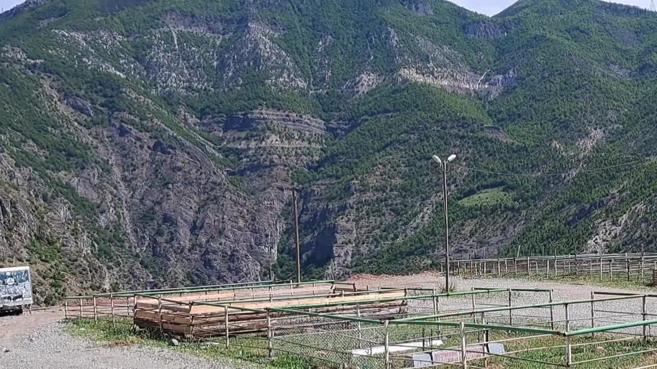 Artvin’deki Kurban Pazarı Tükeniyor: Hem Satıcı Hem Alıcı Yok