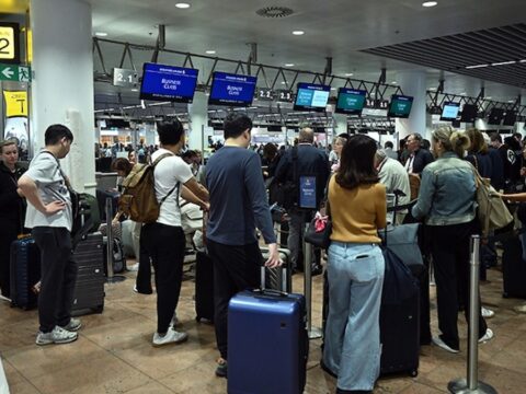 Pasaport kontrolündeki yeni sistem yakın zamanda çökebilir